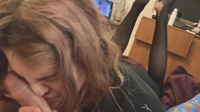 Kutas w gardle, podarte rajstopy i podarte obcasy miło poznać